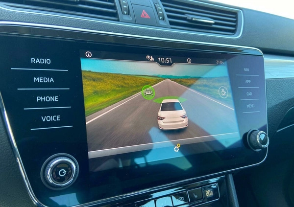Skoda Superb cena 104900 przebieg: 70782, rok produkcji 2021 z Ośno Lubuskie małe 352
